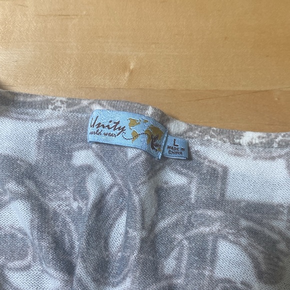 Beautiful Unique Cardigan Sweater - Picture 3 of 5